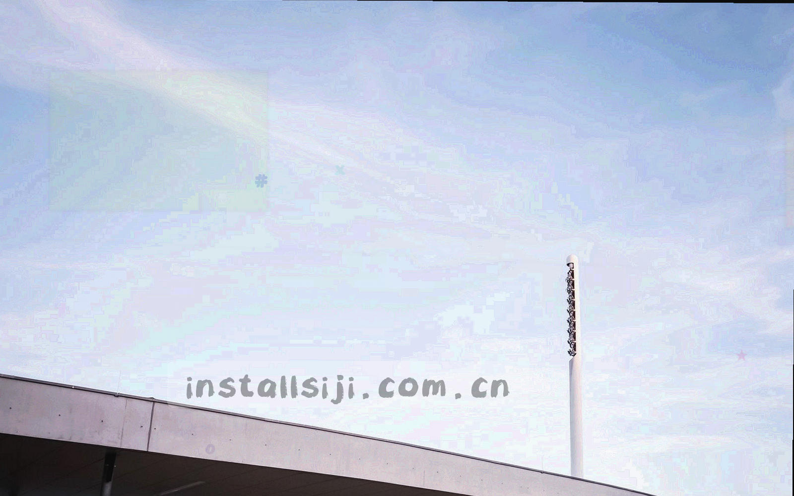 体验展厅内三档方案样板间并列排布的全景，墙面材质与节点做法可直接对比